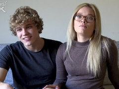 Blonde, Hard, Adolescente