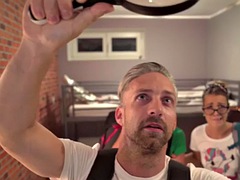 舐める尻, デカチン, 手コキする, ハードコア, フェラする, ティーン, 三人, オッパイの