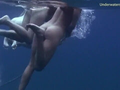 Underwater video with beauteous lassie from Underwater Show