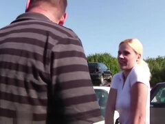 18, ブロンド, 巨乳な, バック, ドイツ人, 乳首, アウトドア, 公共