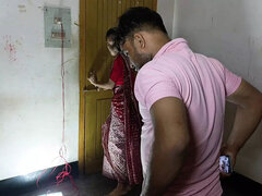 18 ans, Amateur, Anal, Bisexuelle, Fait maison, Femme au foyer, Époux mari, Indienne