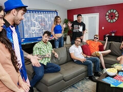 18 jaar, Grote kont, Grote lul, Pijpbeurt, Hondjeshouding, Natuurlijke tieten, Tiener, Tieten likken