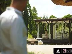 Anal, Cul à la bouche, Gorge profonde, En levrette, Hd, Bite énorme, Monstre, Petite femme