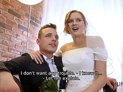 Braut, Paar, Gehörnter ehemann, Kleid, Geld, Strümpfe, Jungendliche (18+), Hochzeit