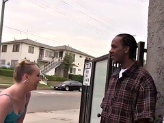 Grote lul, Zwart, Blond, Sperma in gezicht, Interraciaal, Pornster, Zuigen, Trio