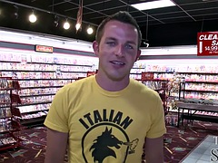 Straight gloryhole jock tricked n baited