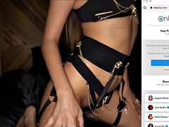 Tussi, Grosser schwanz, Grosse titten, Blondine, Blasen, Besamung, Milf, Titten