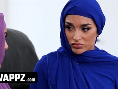 Bedriegen, Sperma in gezicht, Man, Orgasme, Orgie, Stiefmoeder, Taboe, Tieten likken