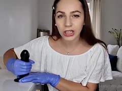 MILF Gives You Detailed Jerk Off Instructions