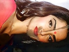 Sonam Kapoor face cum