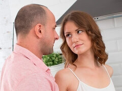 Anaal, Grote lul, Pijpbeurt, Bruinharig, Natuurlijke tieten, Kort haar, Mager, Tiener