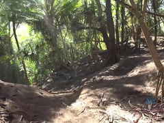 Playa, Penetracion con dedos, Novia, Al aire libre, Pov, Público, Coño, Afeitado