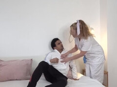 デカ尻, 医者, ハードコア, インド人, 異人種間, 看護婦, オマンコ, ラフ