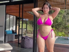 Grosser arsch, Grosse titten, Bikini, Masturbation, Milf, Natürlichen titten, Muschi, Titten