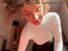 浮気者, 中出し, オナニー, 淫乱熟女, ハメ撮り, スカート, 義母, 妻