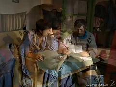 Anaal, Lieveling, Grote lul, Blond, Pijpbeurt, Dubbele penetratie, Trio, Oud