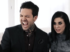 ベビーシッター, デカパイ, フェラチオ, 茶髪の, ハードコア, ラティーナ, ティーン, 三人