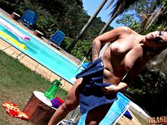 Brazilian Milf Melissa Pitanga Takes Anal in Brazil