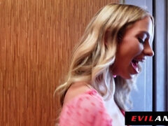 In den arsch, Blondine, Blasen, Aufs gesicht abspritzen, Hardcore, Orgasmus, Dürr, Jungendliche (18+)