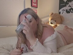 Enthousiasteling, Grote kont, Dominante vrouw, Huisgemaakt, Masturbatie, Alleen