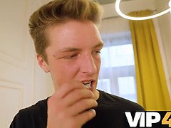 Morena, Madura, Maduro, Madres para coger, Realidad, Fumando, Medias largas