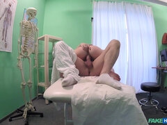 Chica, Mamada, Penetracion con dedos, Sexo duro, Coño, Seducido, Afeitado, Chorro