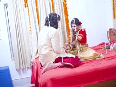 デカパイ, フェラチオ, 浮気する, イく瞬間, 手コキする, ハードコア, インド人, 自然山雀