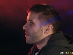 Tetas grandes, Engañando, Pareja, Polla, Madres para coger, Perforación, Madrastra, Tatuaje