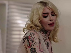 Anaal, Grote lul, Blond, Stel, Homo, Zoenen, Shemale, Tatoeage