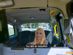 Sucer une bite, Voiture, Gorge profonde, En levrette, Allemand, Hard, Orgasme, Chatte