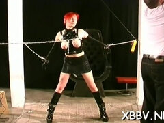 Sumptuous lady who wanks with her hump implement