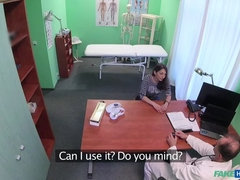 素人, バック, 指いじり, オフィス, ハメ撮り, スペイン人, ユニフォーム, のぞき