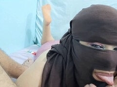 Mature desi with huge natural boobs enjoys hot sex with desi girls