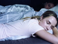 ブロンド, 娘, 手コキする, なめる, ペニス, 剃毛, ティーン, オッパイの