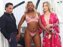 Culo grande, Tetas grandes, Mamada, Estilo perrito, Muñeca, Ffm, Interracial, Madres para coger