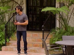 Jessie Saint And Kiara Cole Get Nailed By Johnny Castle - Kiara cole