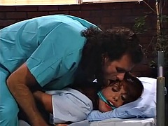 Penetracion con dedos, Sexo duro, Lencería, Enfermera, Estrella porno, Pelirrojo, Ducha, Clasico