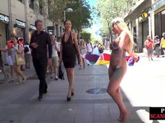 Nana, Gros seins, Garce, Fétiche, Talons, Public, Sperme, Voyeur