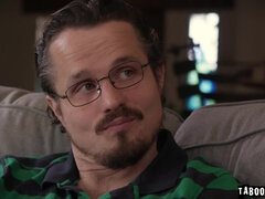 Horny neighbor Robby Apples finger Victoria Voxxx pussy