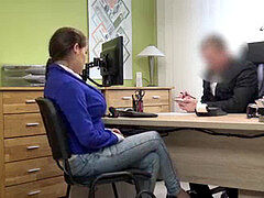 Grosse titten, Blasen, Fingern, Erstes mal, Behaart, Lecken, Geld, Büro