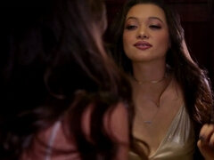 お尻, カワイイ, 顔面騎乗, レズビアン, なめる, オマンコ, タトゥー, ティーン