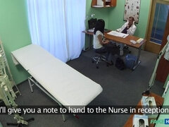 Leie, Betrug, Hundestellung, Handjob, Krankenschwester, Büro, Arsch lecken, Uniform