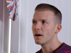 Schlafzimmer, Familie, Natürlichen titten, Zierlich, Reiten, Dürr, Jungendliche (18+), Titten