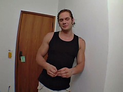 Grote kont, Grote lul, Blond, Pijpbeurt, Bruinharig, Sperma shot, Handbeurt, Tieten likken