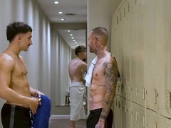 デカチン, 口内発射, ゲイ, 手コキする, ハードコア, オナニー, 公共, 三人