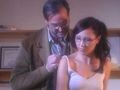 Blasen, Braunhaarige, Handjob, Lecken, Rasiert, Titten, Vintage, Ehefrau