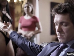 18 años, Culo grande, Morena, Clásico, Linda, Garganta profunda, Lencería, Trio