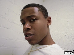 Большие сиськи, Минет, Грудастые, Семяизвержение, Секс без цензуры, Межрасовый секс, Натуральные сиськи, Сиськи