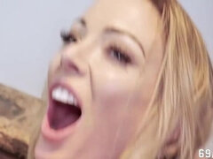 Grote lul, Grote mammen, Blond, Hondjeshouding, Kokhalzen, Likken, Kut duiken, Mager