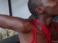 Zwart, Zwart, Erotisch, Vingeren, Interraciaal, Likken, Kut duiken, Tiener